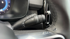 Volvo XC40 2.0 B4P Plus Dark 5dr Auto Petrol Estate